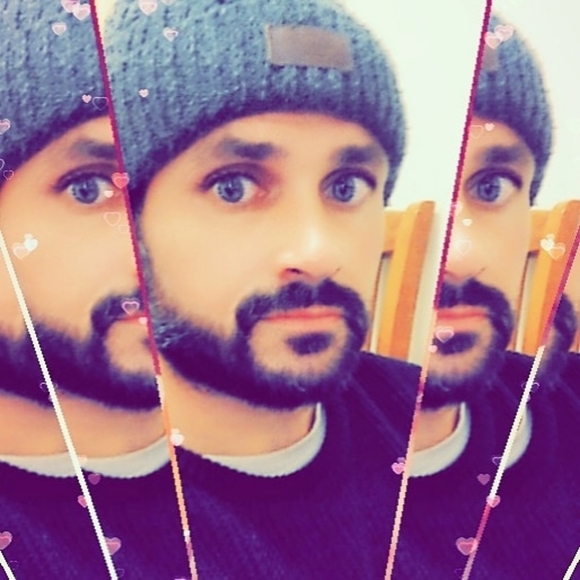 Meet your Posher, Ryan - Picture 2 of 2